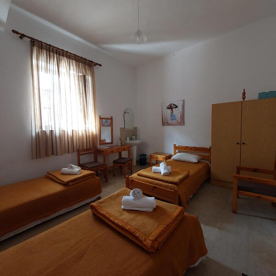 Polemarhos Guest House 4 กาลัมปากา ภายนอก รูปภาพ
