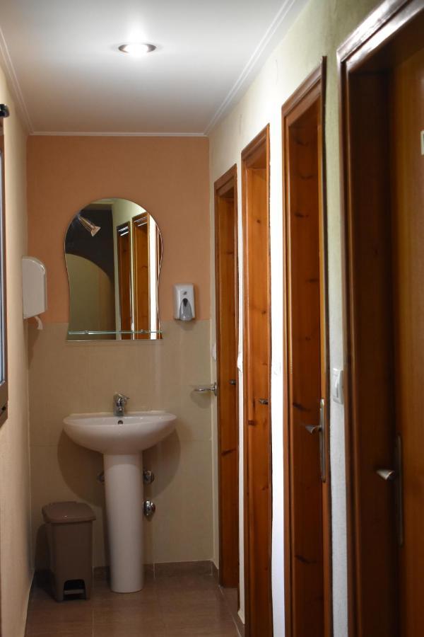 Polemarhos Guest House 4 กาลัมปากา ภายนอก รูปภาพ